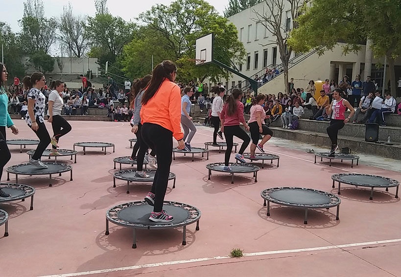 136Jump02